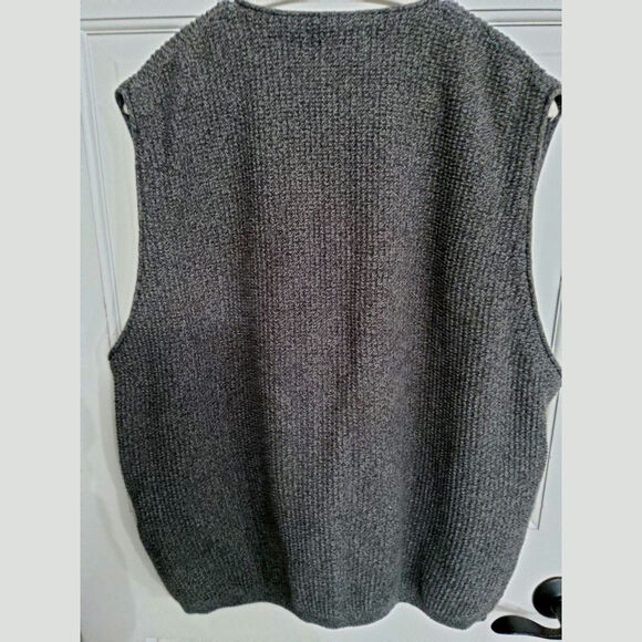 Vintage Eddie Bauer Mens Size XL chunky knit gray button down vest. Made in USA - Picture 2 of 6